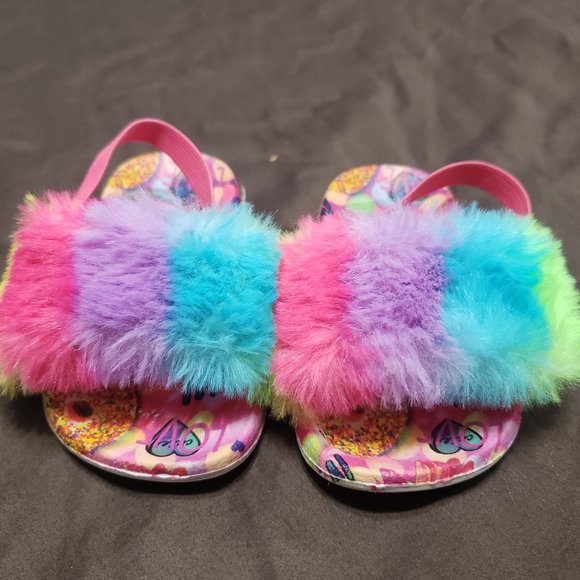 Fuzzy Rainbow Love Flower Sandals Size 3-4 Toddler Elastic Strap - Picture 1 of 4